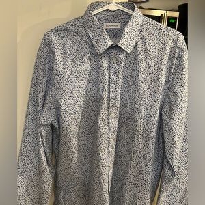 Calvin Kline button up dress shirt